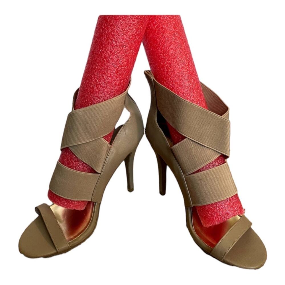 Attention Tan Stiletto Heels With Back Zipper Elastic Front Size 7.5 minor  flaw
